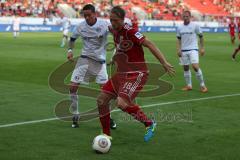 2. BL - FC Ingolstadt 04 - DSC Armenia Bielefeld - 3:2 - Philipp Hofmann (28) rechts im Zweikampf