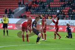 2. BL - Saison 2013/2014 - FC Ingolstadt 04 - SC Paderborn - Schiedsrichter Peter Gagelmann links pfeift ab, Enttäuschung bei Ingolstadt und Jubel bei Paderborn