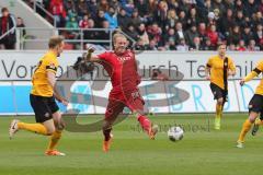 2. BL - FC Ingolstadt 04 - Dynamo Dresden - Saison 2013/2014 - Philipp Hofmann (28) kommt nicht hin
