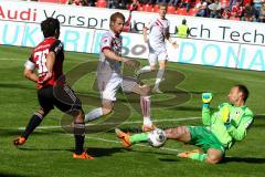 FC Ingolstadt 04 - FC Energie Cottbus -Cohen Almog mit der Chance zum 3:0 - Renno Rene Torwart Cottbus - Foto: Jürgen Meyer