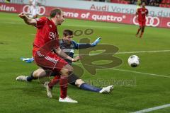 2. BL - FC Ingolstadt 04 - VfR Aalen 2:0 - Moritz Hartmann (9) im Kampf um den Ball mit Torwart Jasmin Fejzic