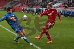 2. BL - Saison 2013/2014 - FC Ingolstadt 04 - VfL Bochum - rechts Philipp Hofmann (28) flankt zum Tor
