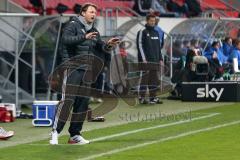 2. BL - Saison 2013/2014 - FC Ingolstadt 04 - VfL Bochum - Cheftrainer Ralph Hasenhüttl beruhigt seine Spieler
