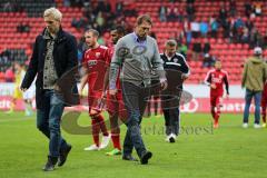 2. BL - FC Ingolstadt 04 - Fortuna Düsseldorf - 1:2 - Spiel ist aus, Cheftrainer Ralph Hasenhüttl lässt den Kopf hängen