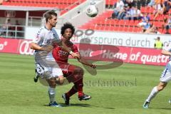 2. BL - FC Ingolstadt 04 - Karlsruher SC - 0:2 - Caiuby Francisco da Silva (31) rechts im Zweikampf