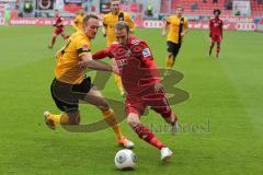 2. BL - FC Ingolstadt 04 - Dynamo Dresden - Saison 2013/2014 - Moritz Hartmann (9) rechts und links Toni Leistner