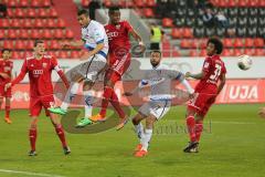 2. BL - Saison 2013/2014 - FC Ingolstadt 04 - FSV Frankfurt - 0:1 - Roger de Oliveira Bernardo (8) gewinnt das Kopfballduell