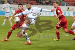 2. BL - Saison 2013/2014 - FC Ingolstadt 04 - FSV Frankfurt - 0:1 - mitte Alfredo Morales (6) zieht ab, wird aber von 17 FSV Joan Oumari gestört