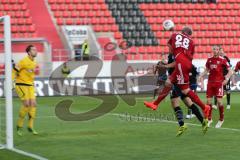 2. BL - Saison 2013/2014 - FC Ingolstadt 04 - SC Paderborn - Philipp Hofmann (28) köpft drüber