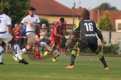 2. BL - FC Ingolstadt 04 - Saison 2013/2014 - Testspiel - RW Erfurt - Ümit Korkmaz (14) flankt in die Mitte