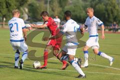 2. BL - FC Ingolstadt 04 - Saison 2013/2014 - Testspiel - RW Erfurt - Christoph Knasmüllner (7) in Bedrängnis