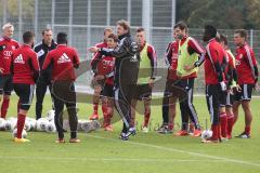 2. BL - FC Ingolstadt 04 - Saison 2013/2014 - 1. Training unter Cheftrainer Ralph Hasenhüttl vor dem gesamten Team