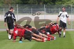 2. BL - FC Ingolstadt 04 - Saison 2013/2014 - Trainingsauftakt - Cheftrainer Marco Kurz auf dem Trainingsplatz gibt Anweisungen