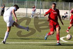 FC Ingolstadt 04 - B Junioren - Bezirksoberliga - U17 - Mujanic Benjamin (weiss FC Ing) mit dem Führungstreffer zum 2:1 - Foto: Jürgen Meyer