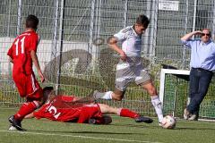 FC Ingolstadt 04 - B Junioren - Bezirksoberliga - U17 - Mujanic Benjamin (weiss FC Ing) - Foto: Jürgen Meyer