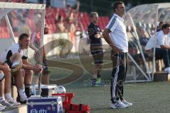 Regionalliga Bayern - FC Ingolstadt 04 II - FC Bamberg 1:0 - Cheftrainer Tommy Stipic und links auf der Bank Co-Trainer Ralf Keidel