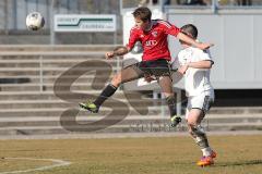 Regionalliga Süd - FC Ingolstadt 04 II - FC Bayern II - in der Luft Ludwig Räuber