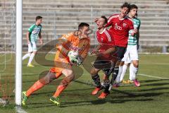 Regionalliga Bayern - FC Ingolstadt 04 II - SpVgg Greuther Fürth II - 0:3 - Marcel Hagmann und Karl-Heiz Lappe verpassen eine klare Torchance, Torwart Tom Mickel kommt zuvor