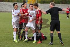 Regionalliga Bayern - FC Ingolstadt 04 II - 1.FC Nürnberg II - Dominik Wolfsteiner wird gefoult und Gegner erhält ROT, Steffen Jainta streitet mit ihm