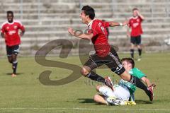 Regionalliga Bayern - FC Ingolstadt 04 II - SpVgg Greuther Fürth II - 0:3 - Stefan Müller wird gefoult und dafür bekommt Silas Göpfert die rote Karte