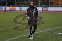 U17 Bundesliga - FC Ingolstadt 04 - FC Bayern - Trainer Stefan Leitl am Spielfeldrand