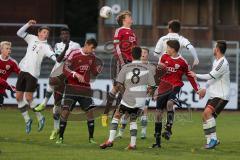 U17 Bundesliga - FC Ingolstadt 04 - FC Bayern - Eckball Kopfball