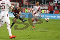 2. Bundesliga - Fußball - FC Ingolstadt 04 - 1. FC Nürnberg - Robert Bauer (23, FCI) zieht ab