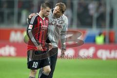 2. Bundesliga - Fußball - FC Ingolstadt 04 - 1. FC Nürnberg - Cheftrainer Ralph Hasenhüttl (FCI) gratuliert Pascal Groß (10, FCI)