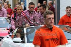 FC Ingolstadt 04 - Meisterfeier - Bundesliga Aufstieg - Rathausplatz - Auto Corso - Fußgängerzone - Stefan Wannenwetsch (22, FCI) Stefan Lex (14, FCI)