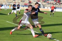 2. Bundesliga - FSV Frankfurt - FC Ingolstadt 04 - 0:1 - Mathew Leckie (7) und rechts stört Alexander Bittroff