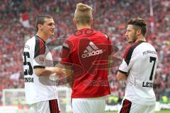 2. Bundesliga - Fußball - 1. FC Kaiserslautern - FC Ingolstadt 04 - 1:1 Unentschieden, Spiel ist aus, Ralph Gunesch (26, FCI) Lukas Hinterseer (16, FCI) Mathew Leckie (7, FCI)