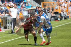 2. Bundesliga - Fußball - VfL Bochum - FC Ingolstadt 04 - Mathew Leckie (7, FCI) und Timo Perthel (VfL 24) im Zweikampf