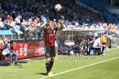 2. Bundesliga - Fußball - VfL Bochum - FC Ingolstadt 04 - Tobias Levels (28, FCI) Einwurf