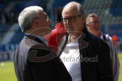 2. Bundesliga - Fußball - VfL Bochum - FC Ingolstadt 04 - Wendelin Göbel im Gespräch mit Vorsitzender des Vorstandes Peter Jackwerth (FCI)