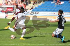 2. Bundesliga - FSV Frankfurt - FC Ingolstadt 04 - 0:1 - Torschuß links Danny da Costa (21) und rechts blockt Andre Schembri