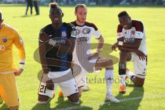 2. Bundesliga - FSV Frankfurt - FC Ingolstadt 04 - 0:1 - Auswärtssieg Jubel mit den Fans, Danny da Costa (21) Moritz Hartmann (9) Roger de Oliveira Bernardo (8)