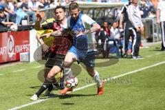 2. Bundesliga - Fußball - VfL Bochum - FC Ingolstadt 04 - Mathew Leckie (7, FCI) und Timo Perthel (VfL 24) im Zweikampf