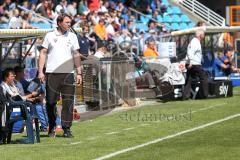 2. Bundesliga - Fußball - VfL Bochum - FC Ingolstadt 04 - Cheftrainer Ralph Hasenhüttl (FCI) sieht aufs Feld