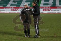 2. Bundesliga - Fußball - SpVgg Greuther Fürth - FC Ingolstadt 04 - auf dem Fürther Rasen, links Vorsitzender des Vorstandes Peter Jackwerth (FC Ingolstadt 04) und Cheftrainer Ralph Hasenhüttl (FC Ingolstadt 04)