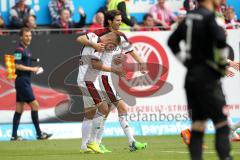 2. Bundesliga - Fußball - 1. FC Kaiserslautern - FC Ingolstadt 04 - Max Christiansen (19, FCI) zieht ab und trifft zum 1:1 Ausgleich Tor Jubel mit Andre Mijatović (4, FCI)