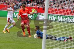 2. BL - Saison 2014/2015 - 1. FC Kaiserslautern - FC Ingolstadt 04 - Andre Weis (#33 FC Ingolstadt 04) - Dominique Heintz #33 rot Kaiserslautern - Foto: Jürgen Meyer