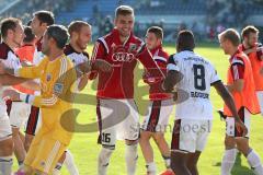 2. Bundesliga - FSV Frankfurt - FC Ingolstadt 04 - 0:1 - Auswärtssieg Jubel mit den Fans Humba Tanz Torschütze Lukas Hinterseer (16)