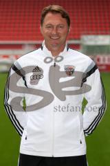 2. Bundesliga - FC Ingolstadt 04 - Saison 2014/2015 - Portraits im Stadion - Cheftrainer Ralph Hasenhüttl