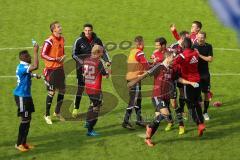 2. Bundesliga - FC Ingolstadt 04 - Eintracht Braunschweig - Lukas Hinterseer (16) sing die Fans zum HUMBA auf der Fankurve Jubel Sieg Megaphon Tanz