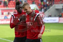 2. Bundesliga - FC Ingolstadt 04 - Eintracht Braunschweig - Sieg Torschütze rechts Lukas Hinterseer (16) und links Danny da Costa (21)