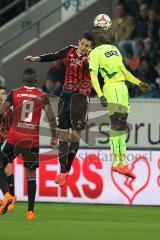 2. Bundesliga - Fußball - FC Ingolstadt 04 - Fortuna Düsseldorf - Kopfball links Benjamin Hübner (5, FCI)