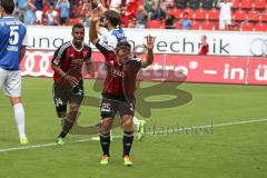 2. Bundesliga - FC Ingolstadt 04 - SV Darmstadt 98 - Fallrückzieher Karl-Heinz Lappe (25) Tor zum Unentschieden, Jubel hinten Marvin Matip (34), Lappe macht Handstandüberschlag