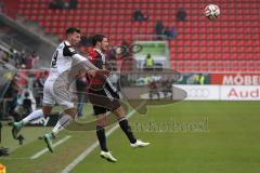 2. Bundesliga - Fußball - FC Ingolstadt 04 - SV Sandhausen - Mathew Leckie (7, FCI) und links Aziz Bouhaddouz SV