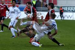 2. BL - Saison 2014/2015 - FC Ingolstadt 04 - Karlsruher SC - Pascal Groß (#10 FC Ingolstadt 04) - Mathew Leckie (#7 FC Ingolstadt 04) - Max Philipp weiss #31 KSC -