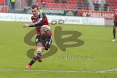 2. Bundesliga - Fußball - FC Ingolstadt 04 - SV Sandhausen - Pascal Groß (10, FCI) zeiht ab, drüber